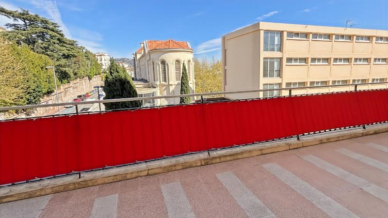 Comfortable and fully equiped two bedroom apartment - image 25