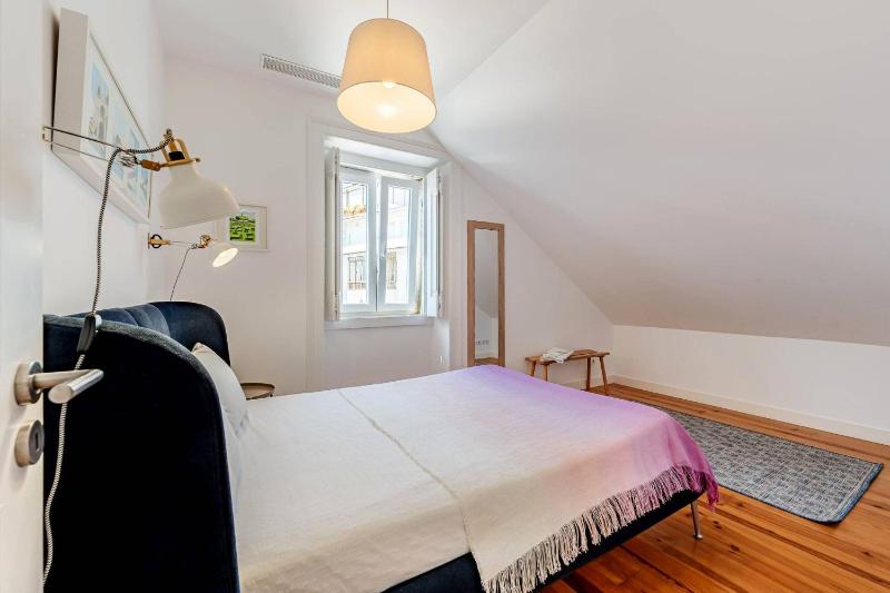 PN48 brith apartment over Cascais roof 120m2 close from beach and restaurant - image 13