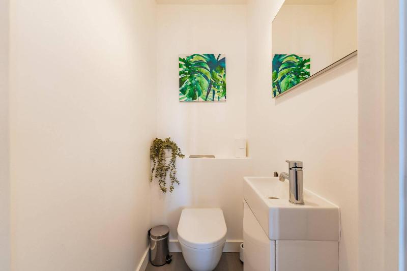 PN48 brith apartment over Cascais roof 120m2 close from beach and restaurant - image 17