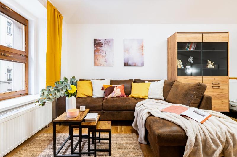 Prague Days - One Bedroom Apartment with TV 5 minutes to National Museum - image 1
