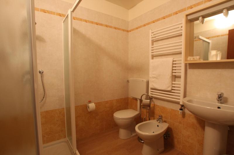 Triple Room image 2