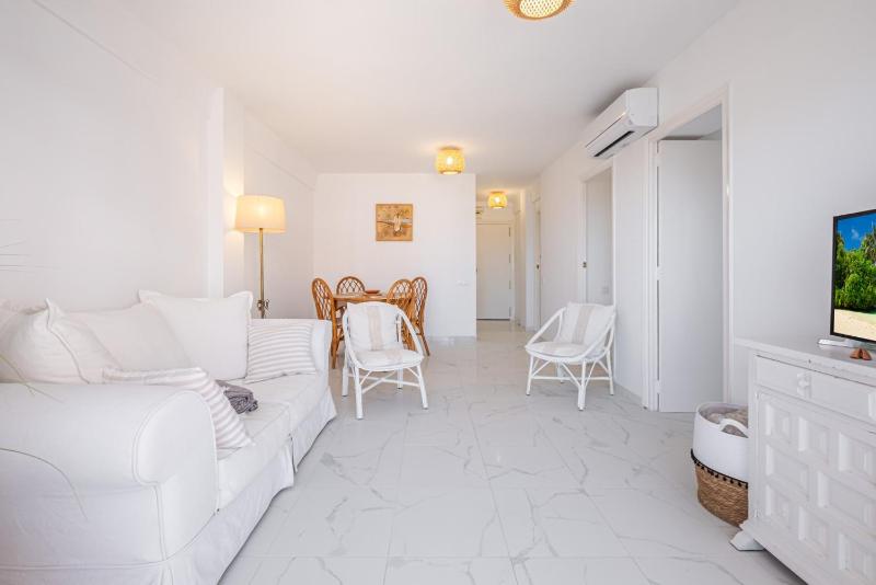 Arenal Soft Living - Sea View and 2 BR - image 18