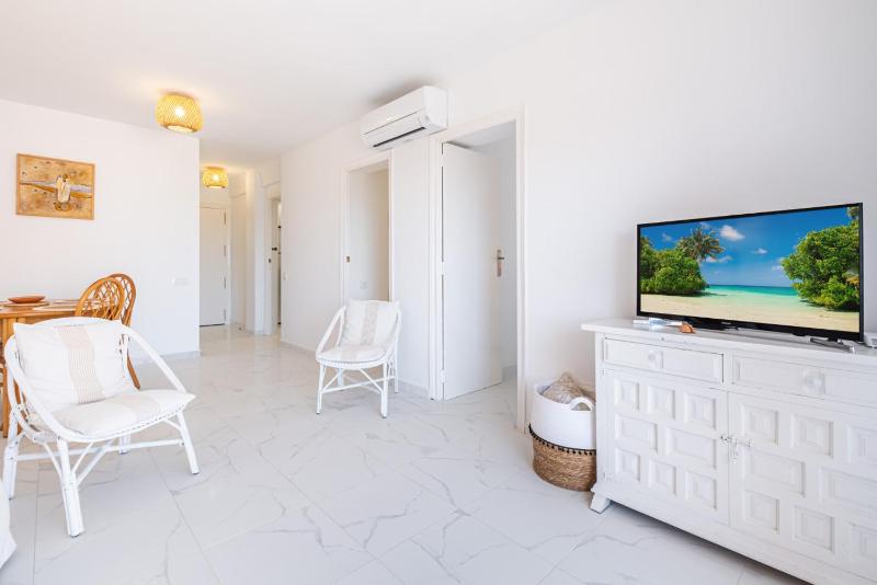 Arenal Soft Living - Sea View and 2 BR - image 2