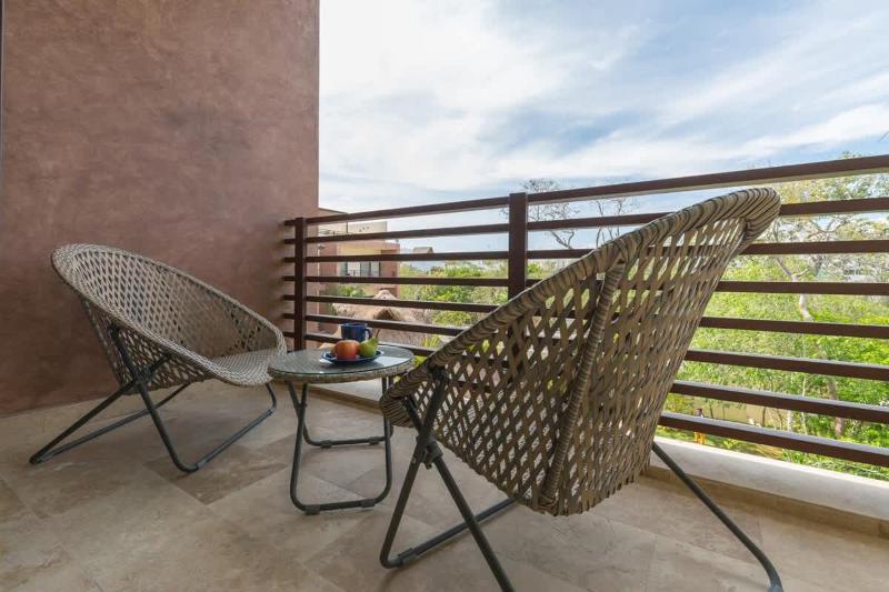 Tulum Penthouse 3BR ONLY 1 MILE FROM BEACH - image 9