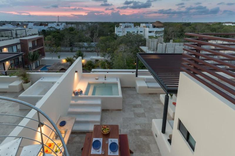 Tulum Penthouse 3BR ONLY 1 MILE FROM BEACH - image 11