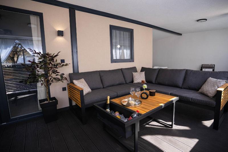 Mobile home Aura with jacuzzi - image 23
