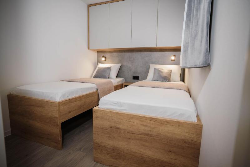 Mobile home Aria with jacuzzi - image 11