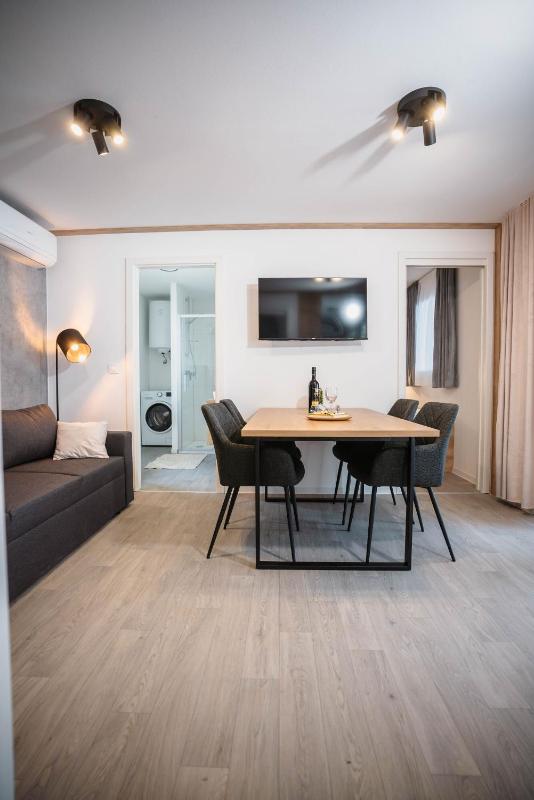 Mobile home TaMaris with jacuzzi - image 5