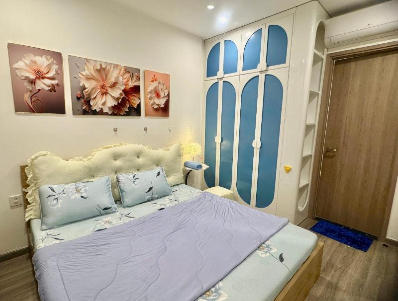 Fully Furnish Budget Friendly 2 Bedroom Apartment Beverly Solari 5 mins walk to Vincome Mega Mall Vinhome Grand Park - image 1