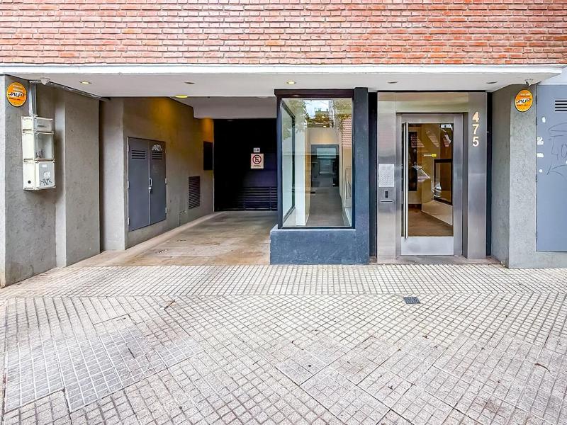 Iriondo Apart - image 29
