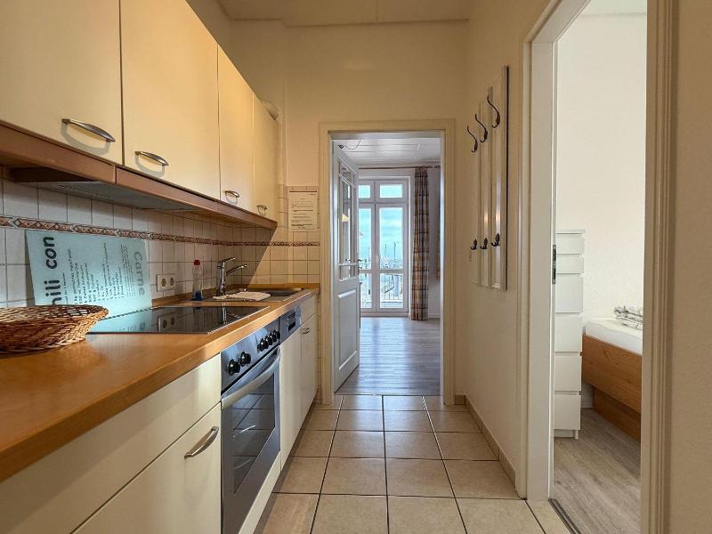 Gaestehaus-Gorch-Fock-Wohnung-2-mit-direktem-Meerblick - image 14