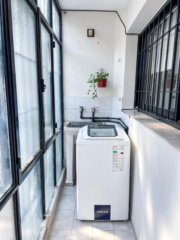 Apartamento Atti patio privado amplio y luminoso cerca del centro - image 12