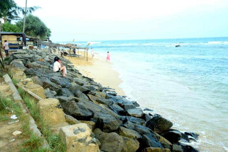 Abey Villa Madiha Beach Surf Stay - image 16