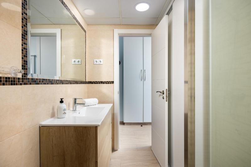 Pyr Studio by Alfresco Stays - image 32