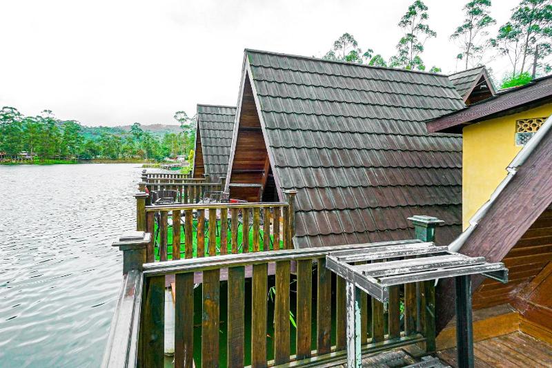 RedDoorz at ADDA Cabin Pengalengan - image 24