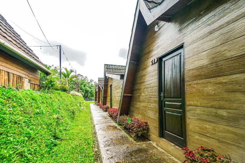 RedDoorz at ADDA Cabin Pengalengan - image 37