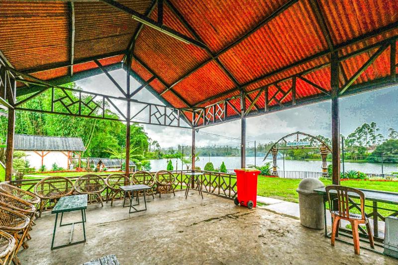 RedDoorz at ADDA Cabin Pengalengan - image 17