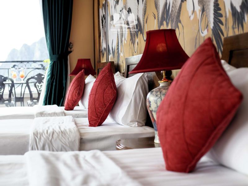 Verdure Lotus Grandeur Cruise on Ha Long Bay - image 3