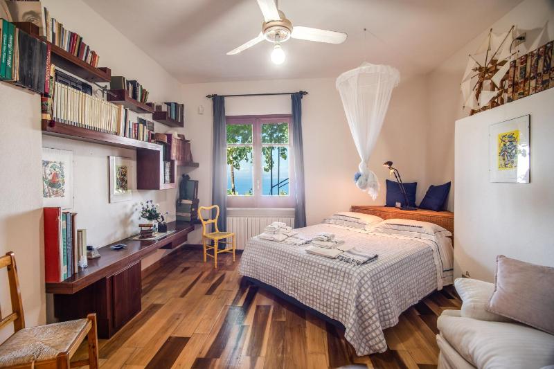 GOCCE VILLAS - Sunshine Villa - image 6