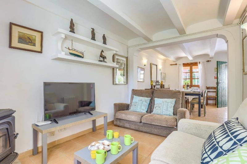 Villa Can Seguinot by Villa Plus - image 8