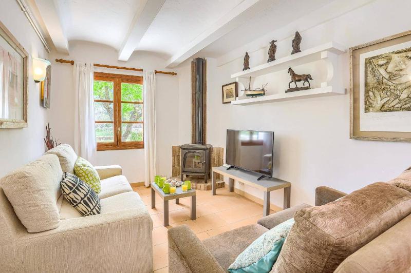 Villa Can Seguinot by Villa Plus - image 18