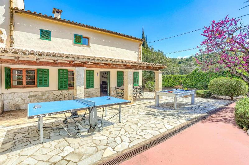 Villa Can Seguinot by Villa Plus - image 17