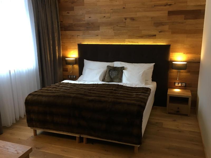 Standard Double or Twin Room image 3