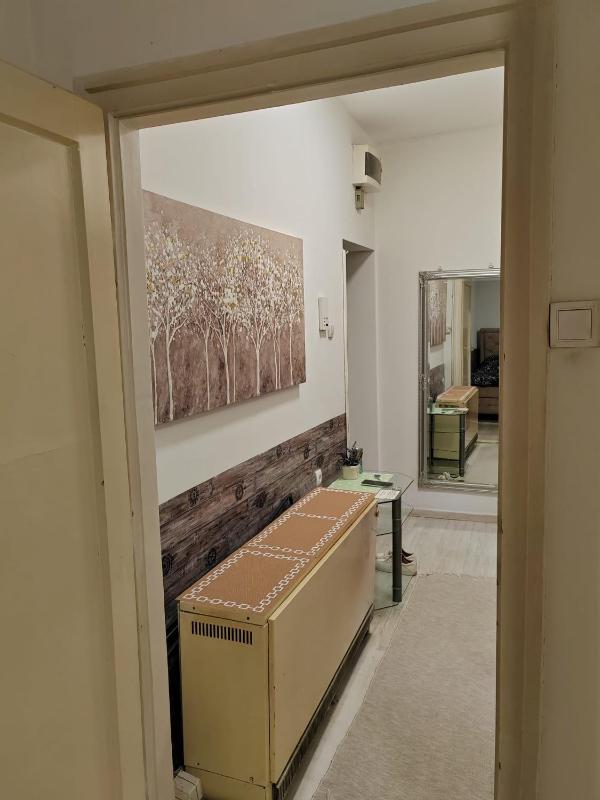 Belgrade Square Apartment - image 8