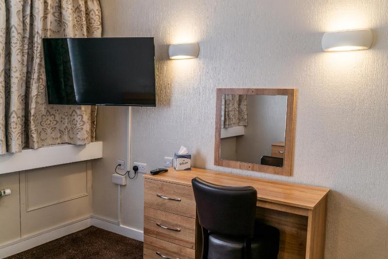Coventry Hill Hotel - image 38