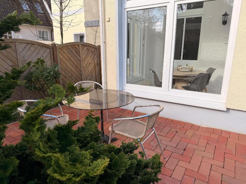 Ferienwohnung 4 Rosenbogen - Familienwohnung mit Wintergarten und Terrasse - image 12
