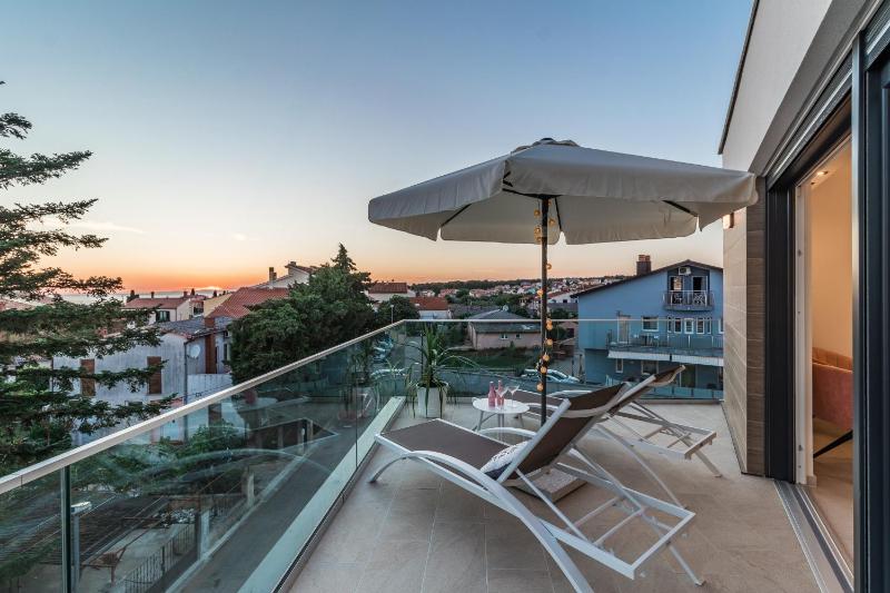 Villa Elena Deluxe in Fazana for 8 people with whirlpool & private pool only 400 m from the beach - image 24