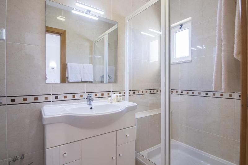 Villa Maresia by Algarve Holidays - image 2