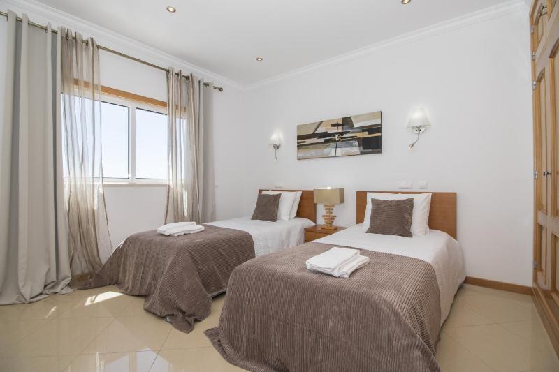 Villa Maresia by Algarve Holidays - image 15