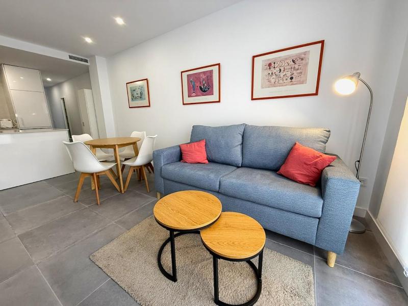 Bright and new apartment in beach area - image 18