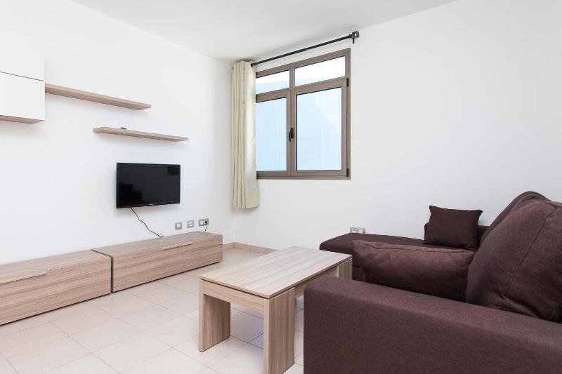 One-Bedroom Apartment (2 Adults + 1 Child) image 3