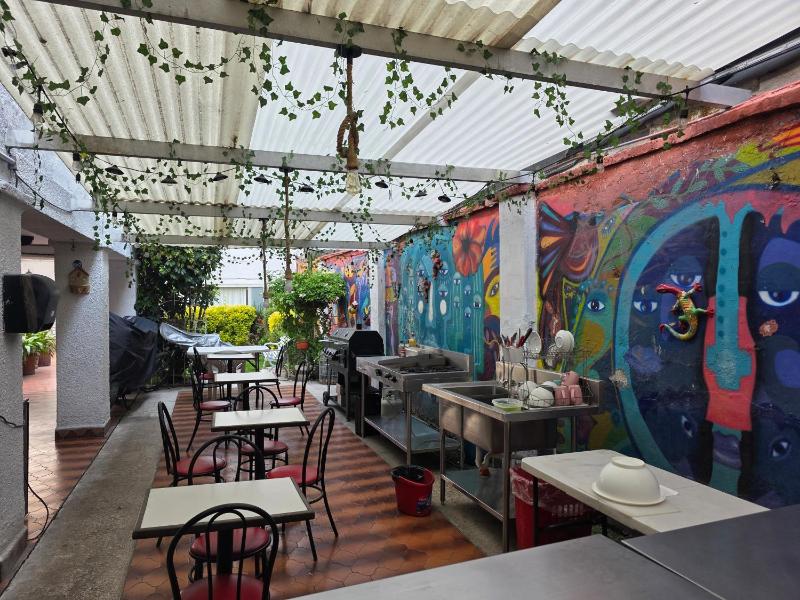Anys Hostal - image 8