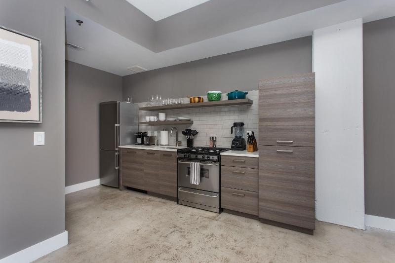Enchanted Abode by Atlanta Luxury Rentals - image 4