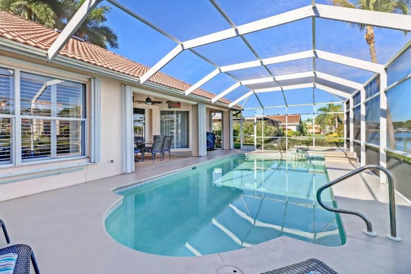 5BR/3BA Waterfront Oasis in Cape Coral | Heated Pool & Spa + Private Dock | Gulf Access - image 6