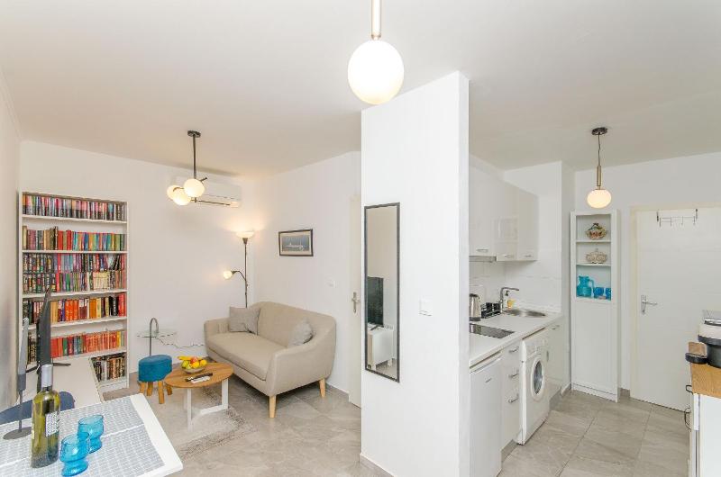 Apartment Sunny Dream - image 11
