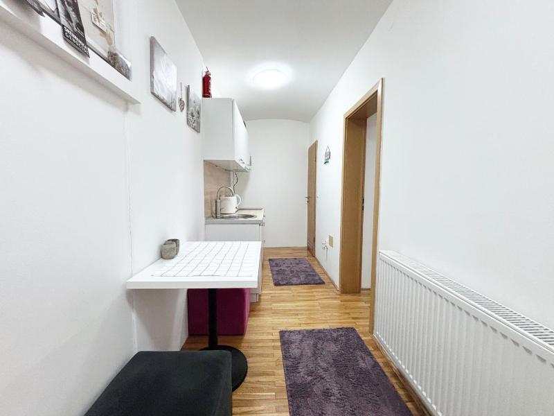 Studio Apartment in the Center - image 8