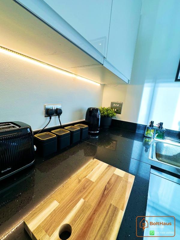 Eclipse Apartment - Modern 2 Bed 6 guest Apartment - Jewellery Quarter Birmingham City Centre - image 31