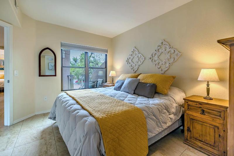Spacious Tucson Retreat 3 King Beds PoolsSpas Mountain Views HikingGolf - image 28