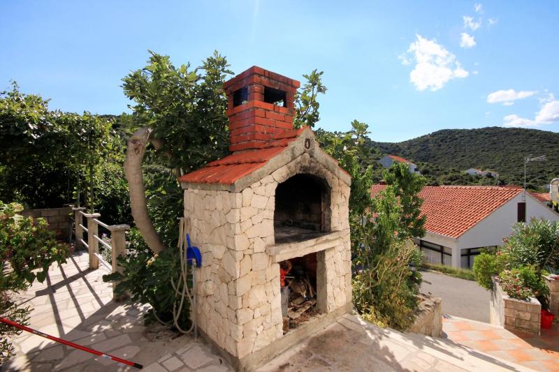 Seaside apartments with a swimming pool Tri Zala Korcula - 558 - image 25