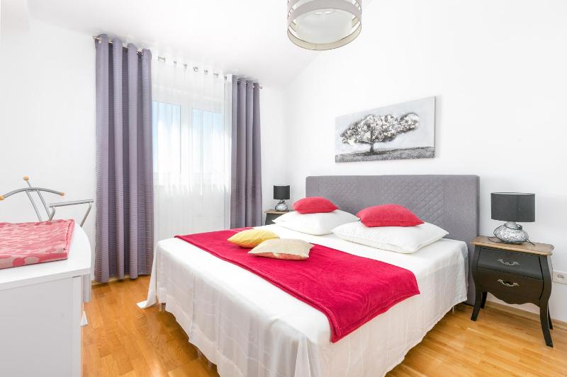 Apartments by the sea Trogir - 25303 - image 33