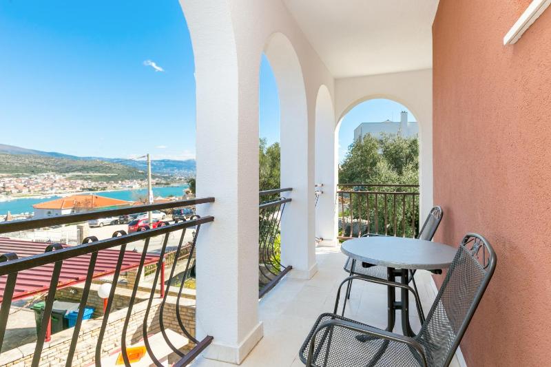 Apartments by the sea Trogir - 25303 - image 13