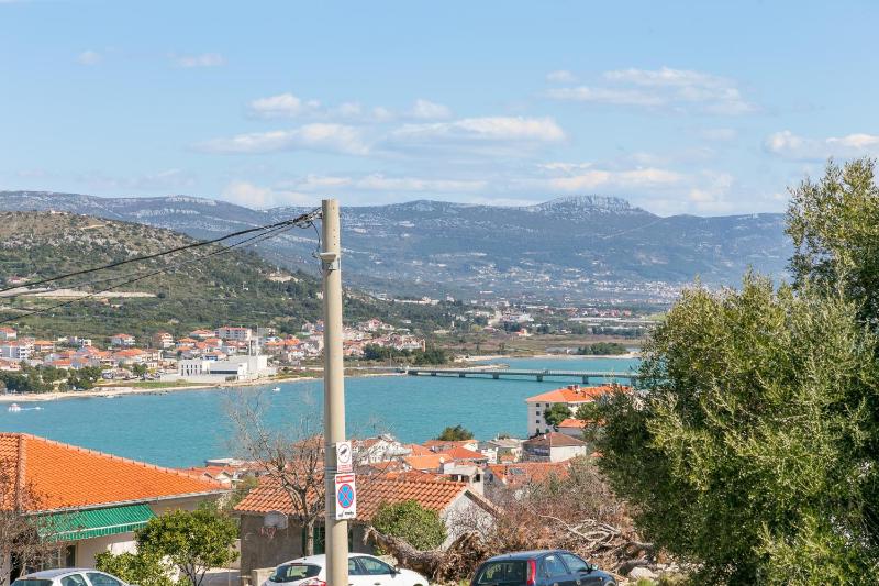 Apartments by the sea Trogir - 25303 - image 32
