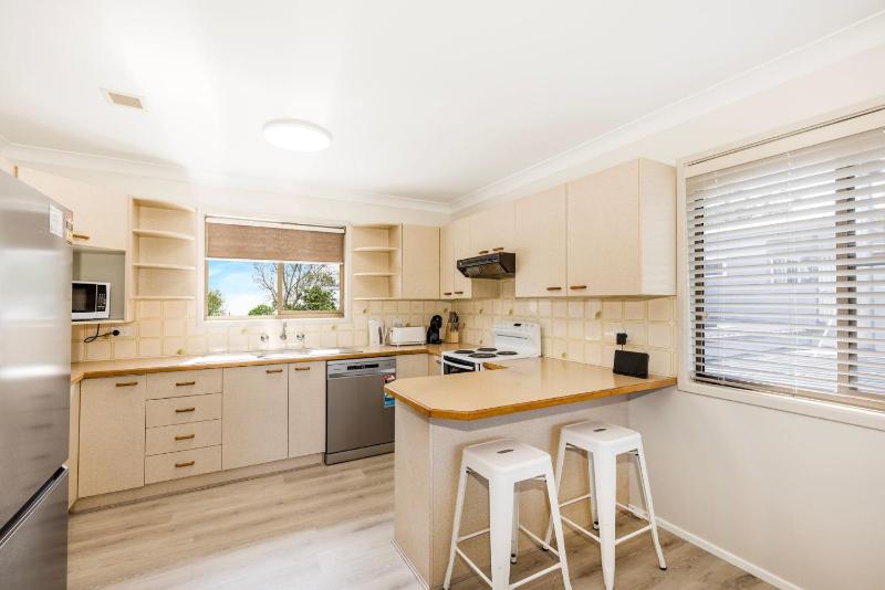 Callala On King - Pet Friendly - Swimming Pool - image 9