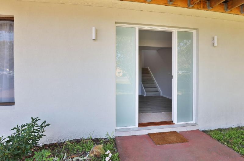 Callala On King - Pet Friendly - Swimming Pool - image 5