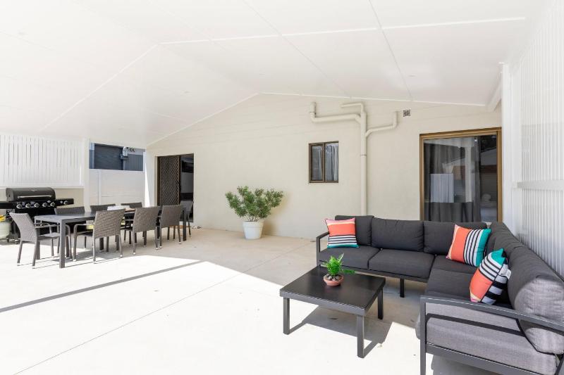 Callala On King - Pet Friendly - Swimming Pool - image 8