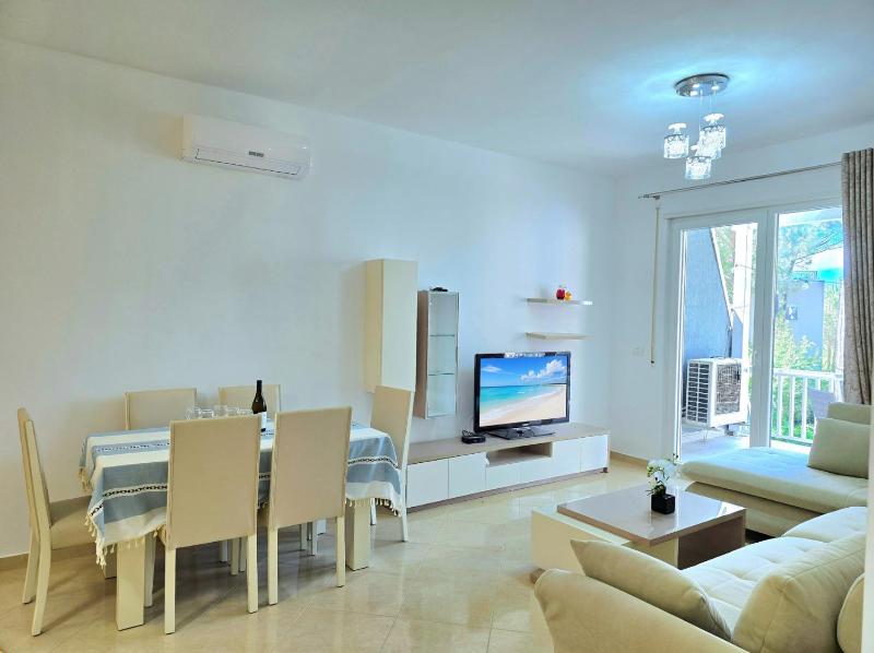Happy Stay In Lura 3 175 - image 3